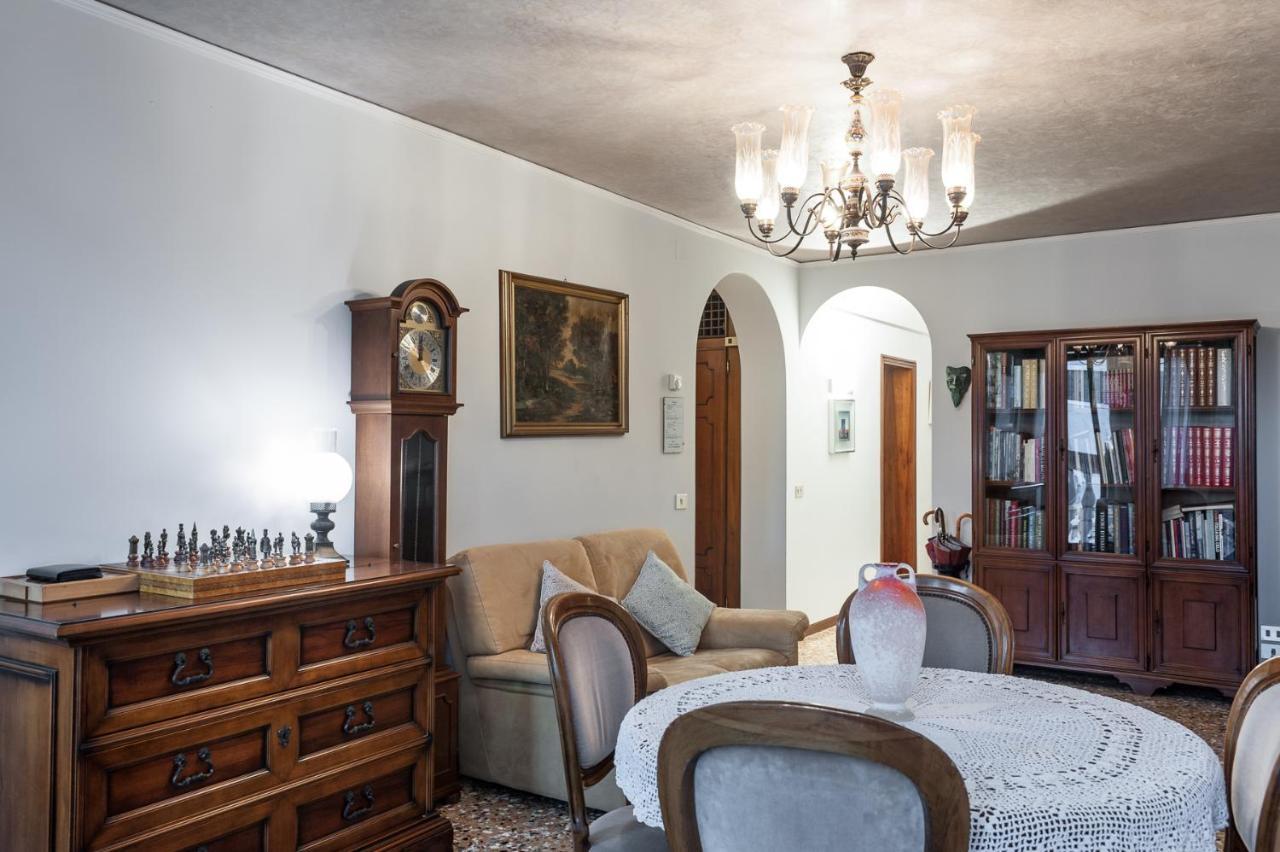 La Casa Veneziana Apartment Bagian luar foto
